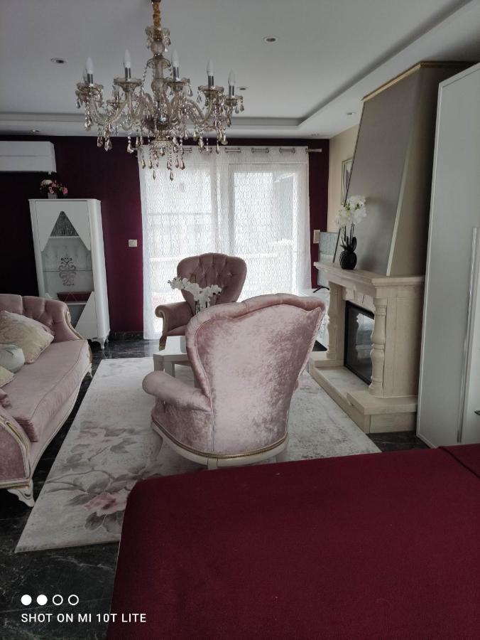 Villa Angelina Montevrain Bagian luar foto